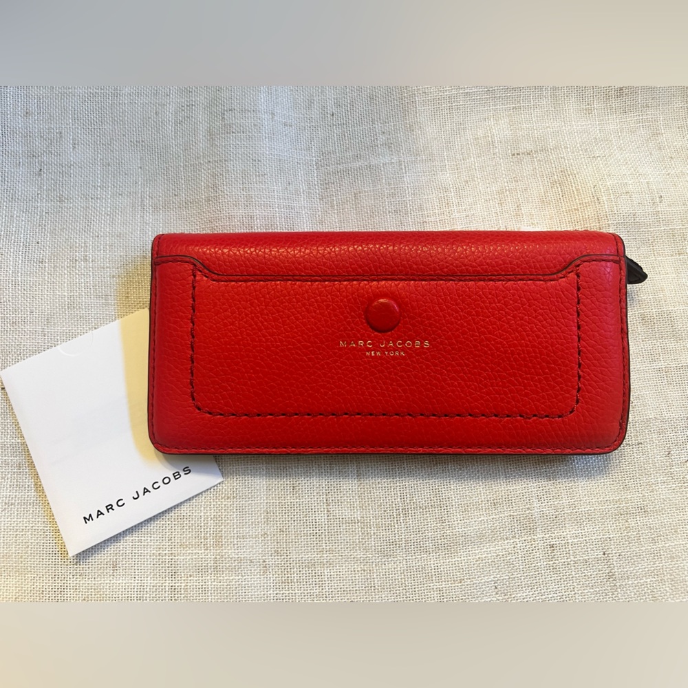 Marc Jacobs wallet